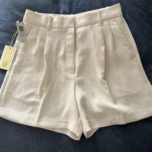 Aritzia Effortless shorts